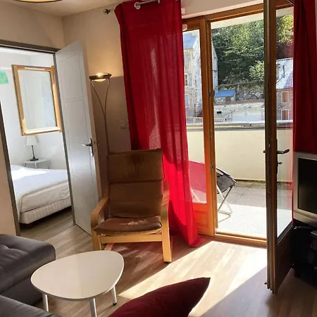 Bois De Marie - Avec Garage Et Wifi, Proche Du Centre De Mae-8724 Appartement *